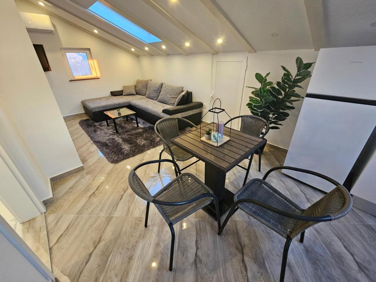 Apartments Jasmin Zadar Eksteriør billede
